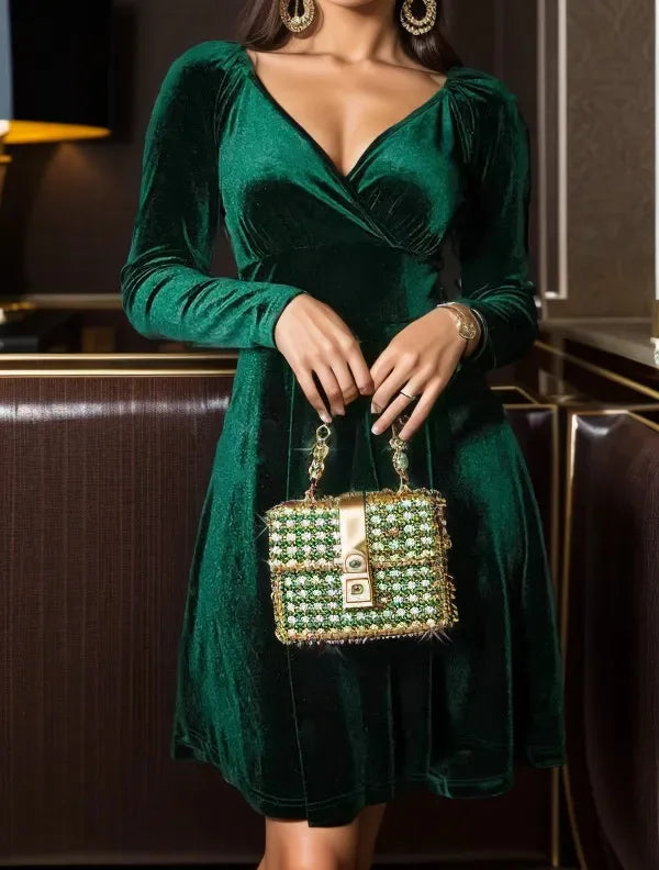 שמלת מיני קטיפה בגזרת A - ג'וד