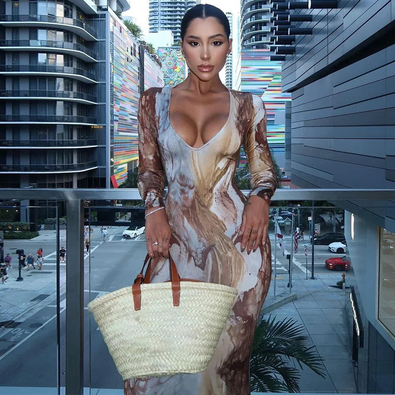 שמלת מקסי צמודה בהדפס מיוחד - סטורם