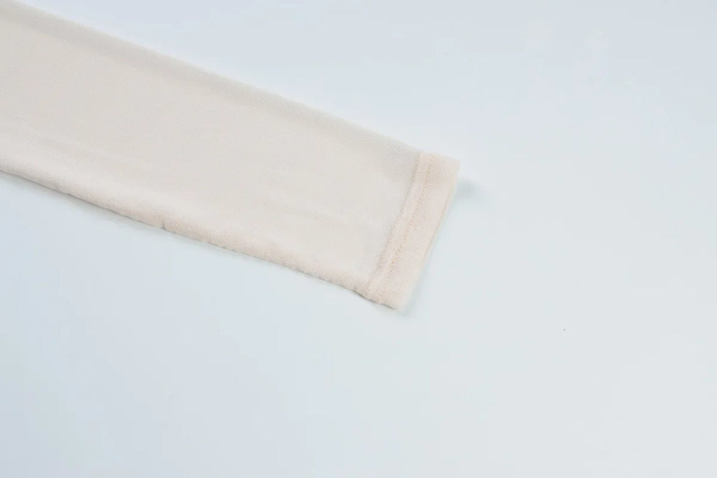 סט שני חלקים בעיצוב כיווצים טופ וחצאית מקסי מלמלה בעיטור שסע - Fernanda