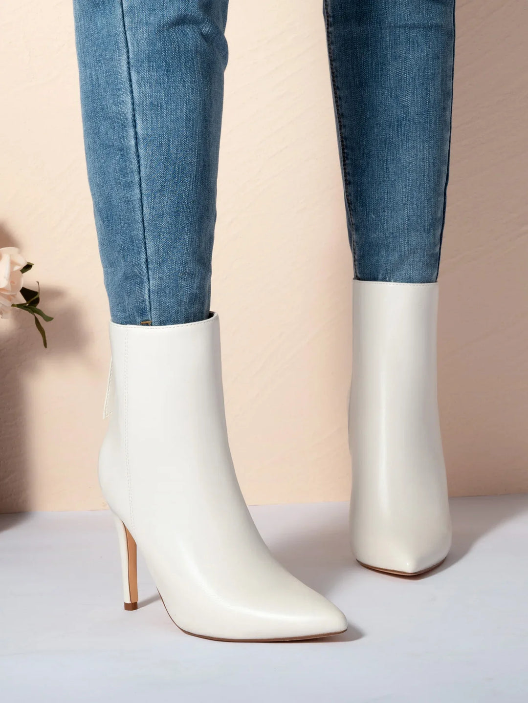 Pointed leatherette heeled boots - Tali