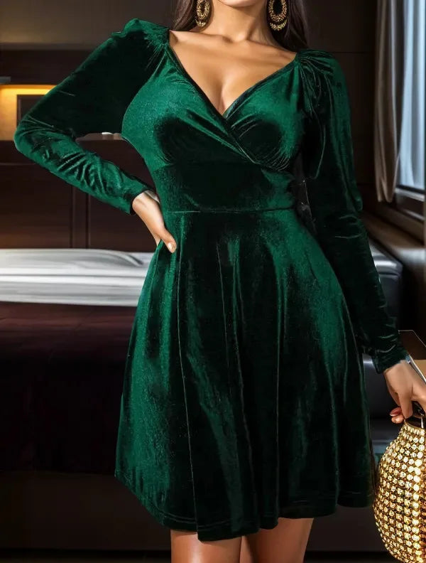 שמלת מיני קטיפה בגזרת A - ג'וד