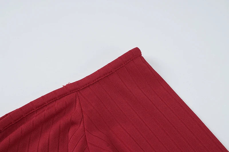 שמלת מקסי סרוגה כתפיים חשופות שרוולי פעמון בעיטור שסע קטן - ניב