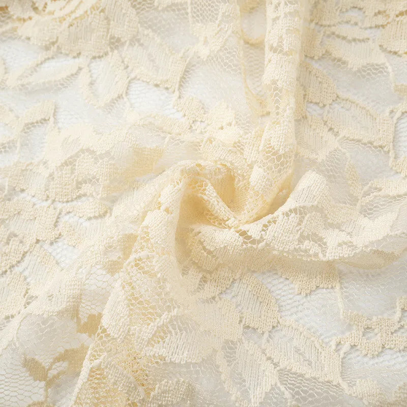 שמלת מיני סטרפלס מלמלה תחרה בעיצוב מדורג - מיה לי