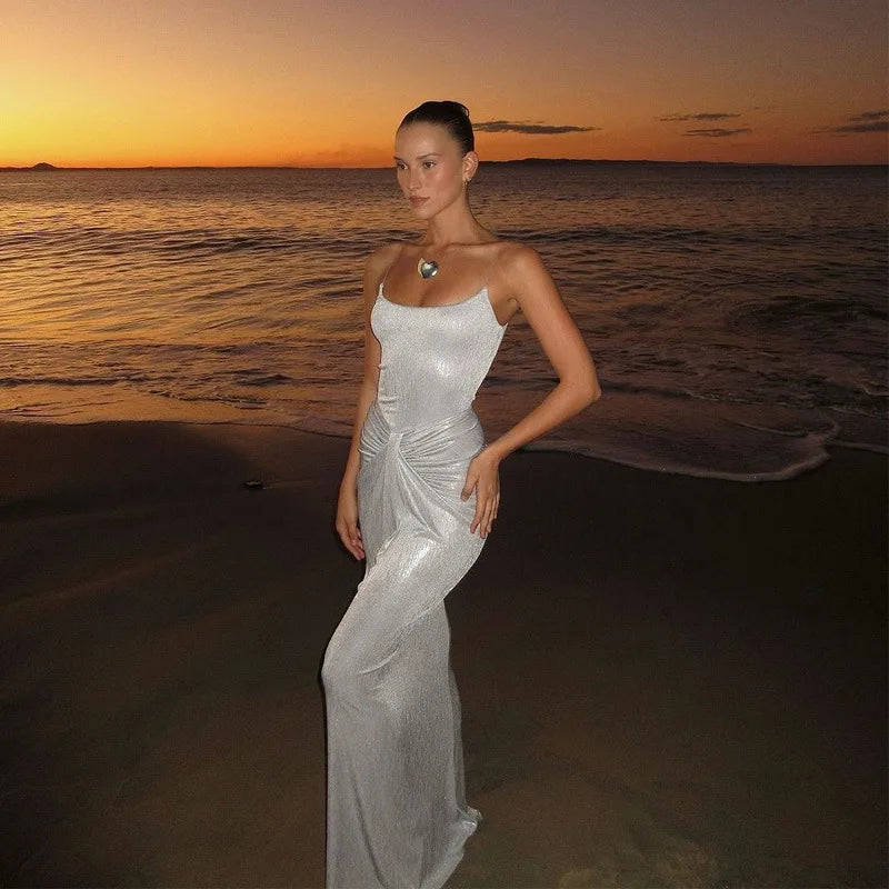 שמלת מקסי בד מטאלי מבריק מנצנץ בעיצוב כיווצים - אנדרסון