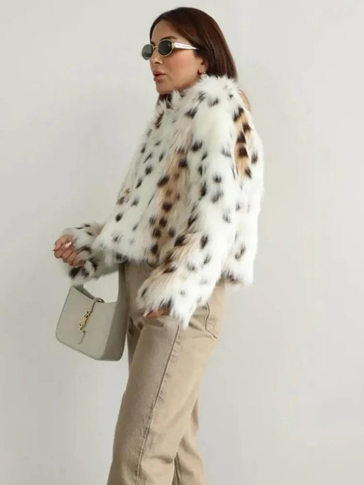 מעיל פרווה - רירי