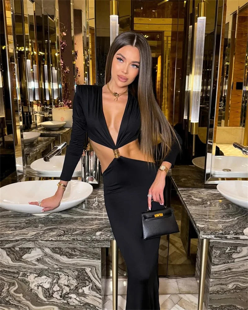 שמלת מקסי בעיצוב פתוח בגב ובמותן בעיטור אבזם - לירז