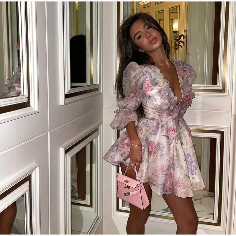 שמלת מיני שיפון מלמלה בעיצוב פרחוני 3D - מיה