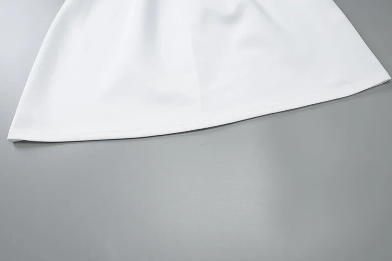 שמלת מיני בגזרת A כתפיים חשופות בעיטור פאייטים - לוריאן