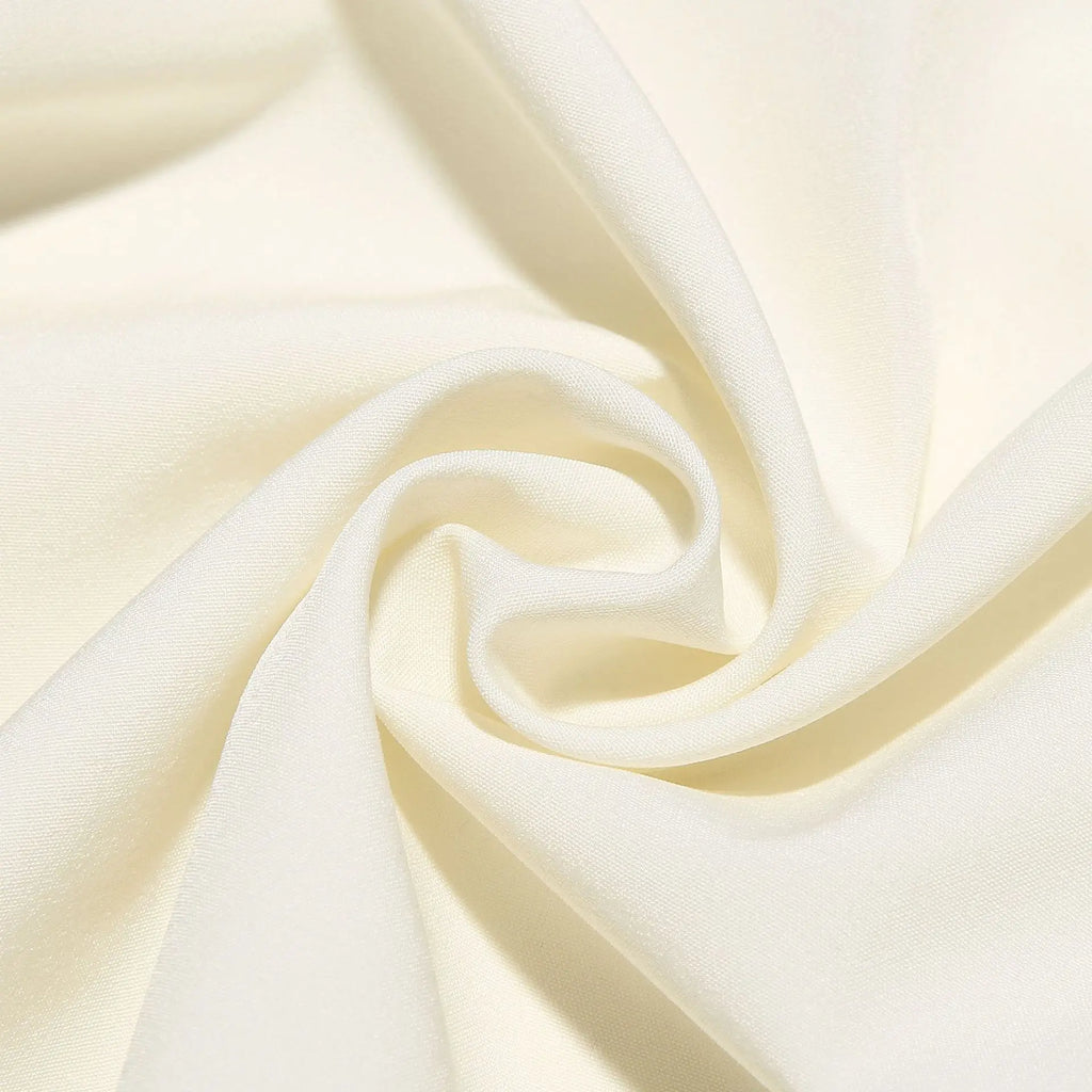 שמלת מיני שיפון בגזרת A בעיטור רקמת איורי פרחים בעיצוב קשירה בגב להצמדה במותן - Allyson