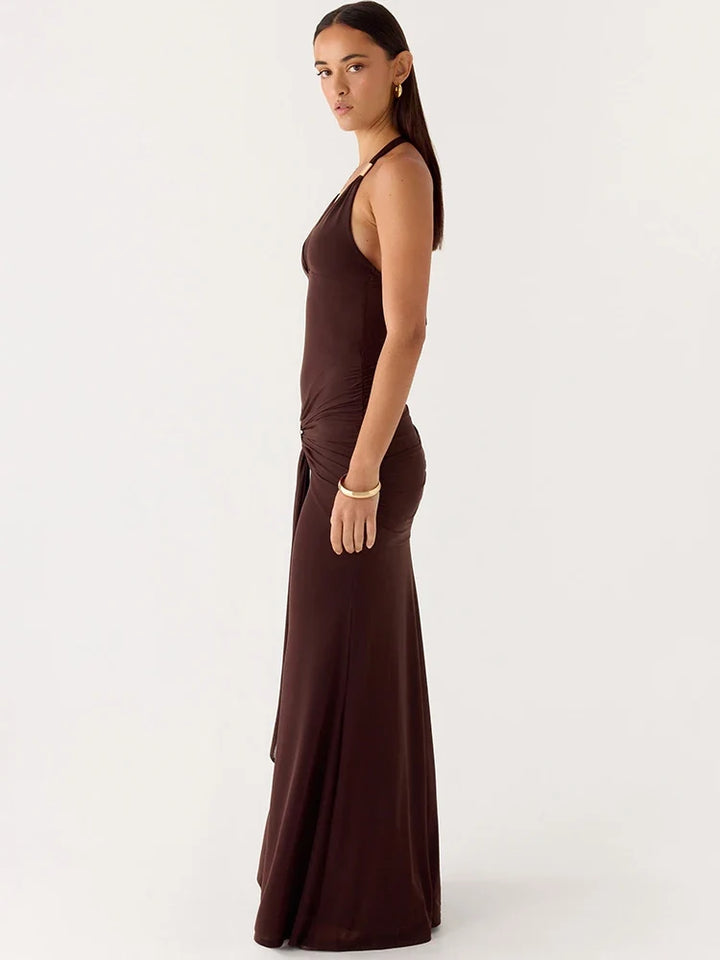Maxi dress with a buckle design and open back - Tzahala