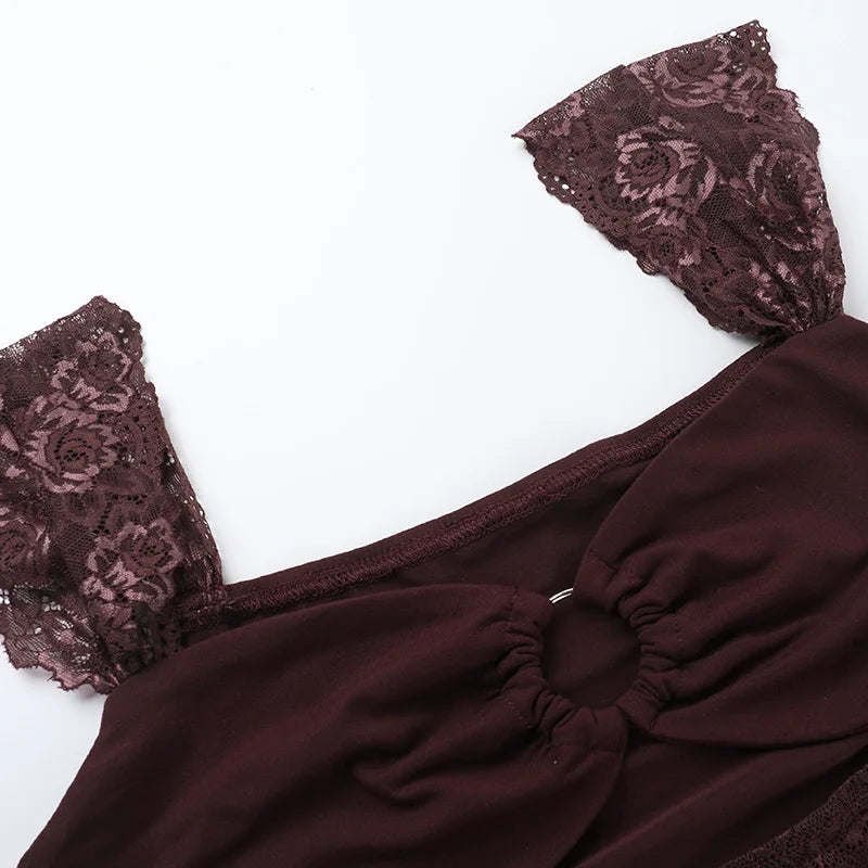 שמלת מיני בעיטור תחרה ופתח - ריטה