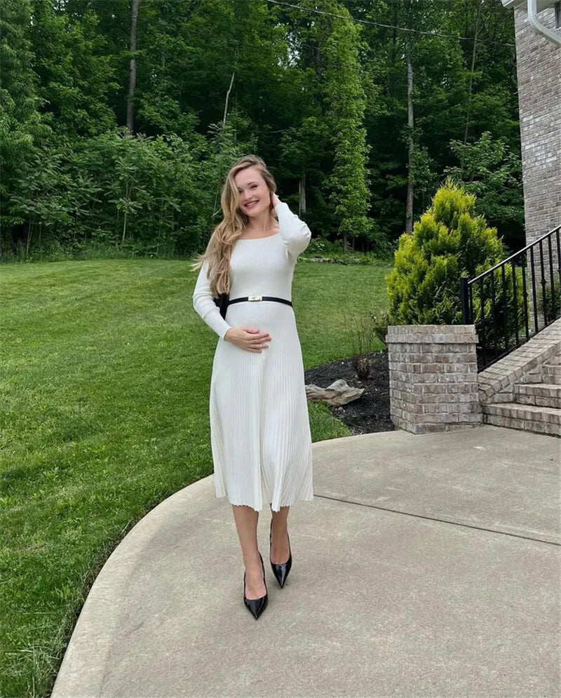 שמלת מידי סרוגה בגזרת A כתפיים חשופות - MILIAN