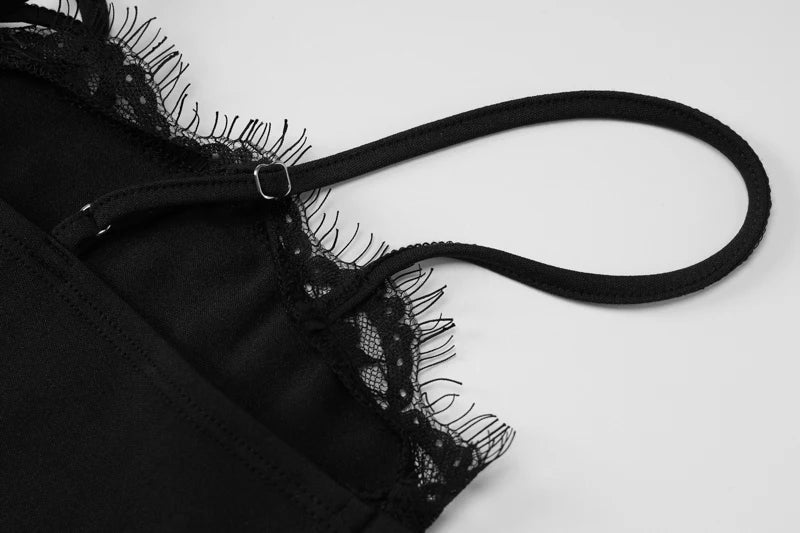 שמלת מיני בעיטור תחרה קשירה בחזה - MILA