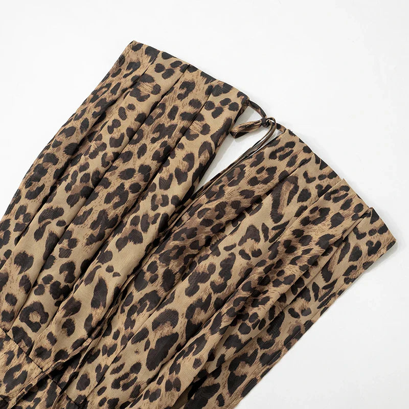 אוברול שיפון מנומר קצר בעיצוב שמלת מיני מחשוף V עמוק  - ג'יל