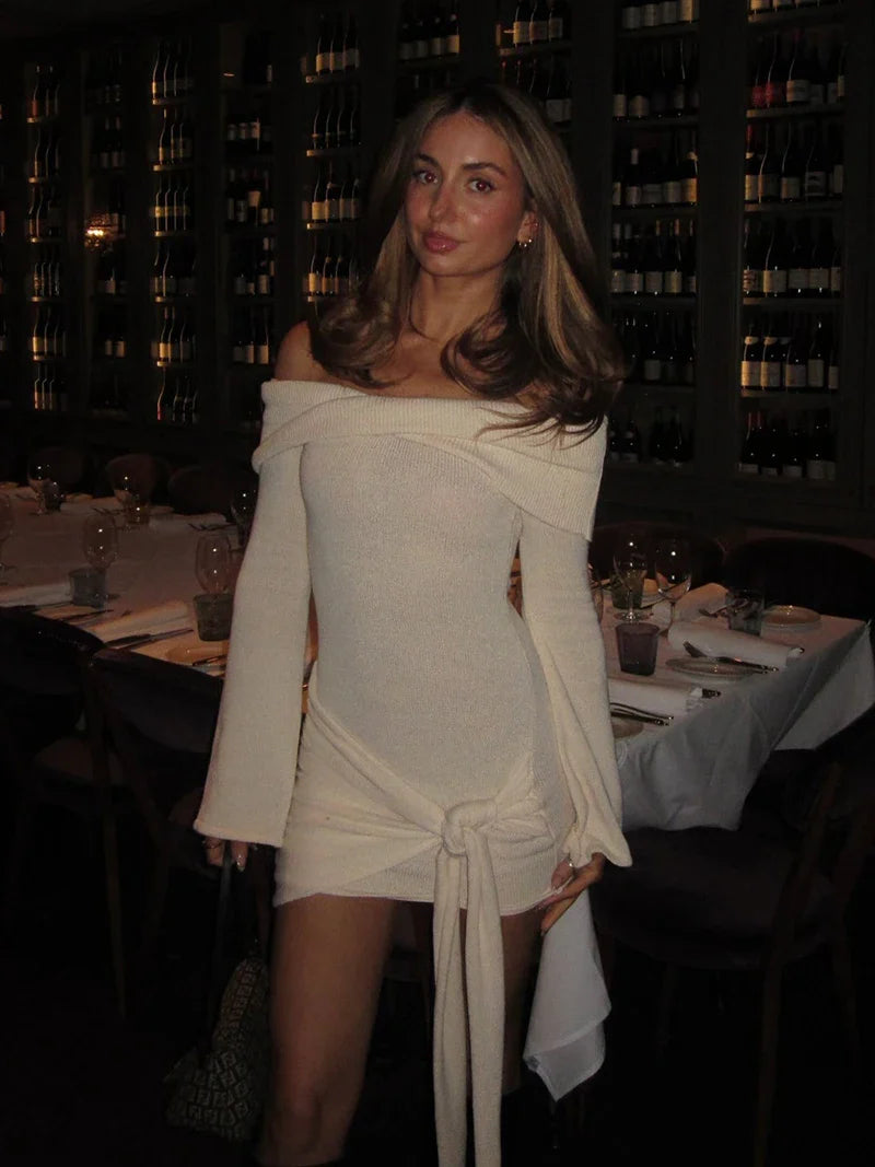 שמלת מיני סרוגה בעיצוב קשירה כתפים חשופות - קארין