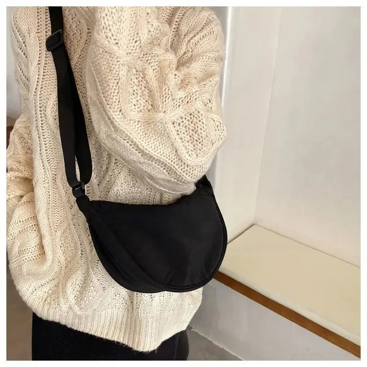 Pouch in various colors