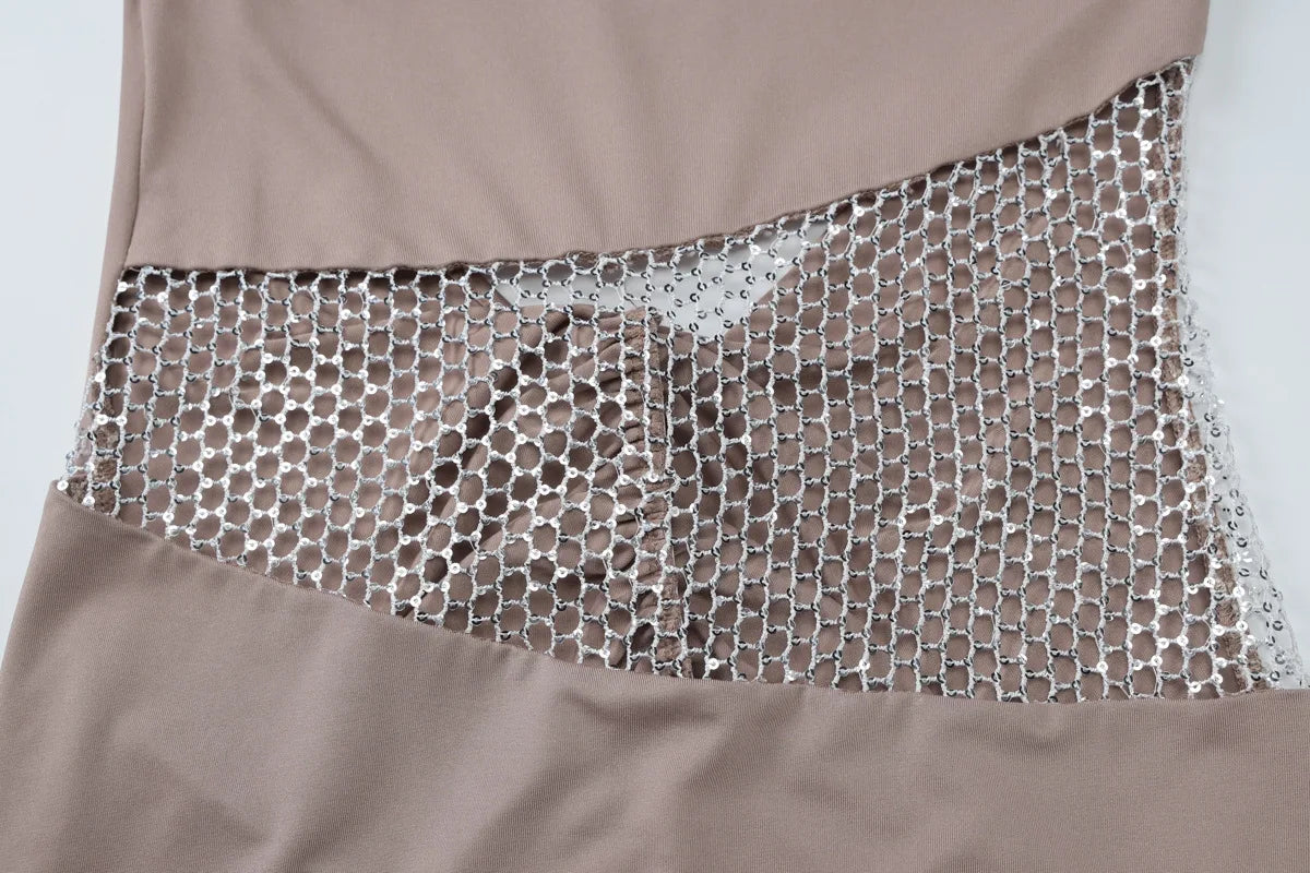 שמלת מיני צווארון נופל בעיצוב רשת זרקונים מנצנצים כיווצים בישבן קשירה בצוואר - Linda