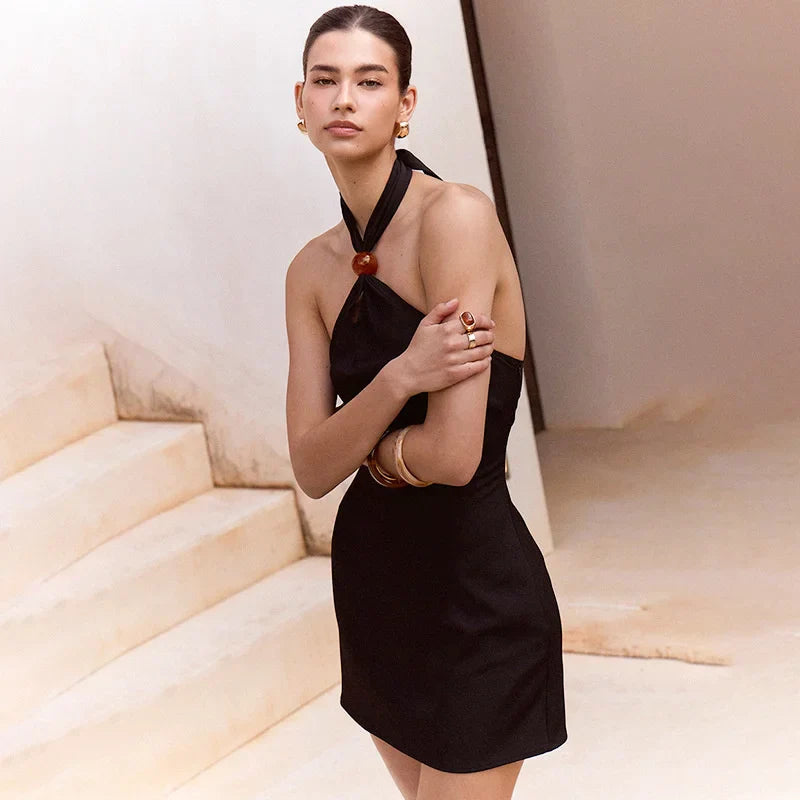 שמלת מיני קולר גב פתוח בעיטור חרוז - מיקה