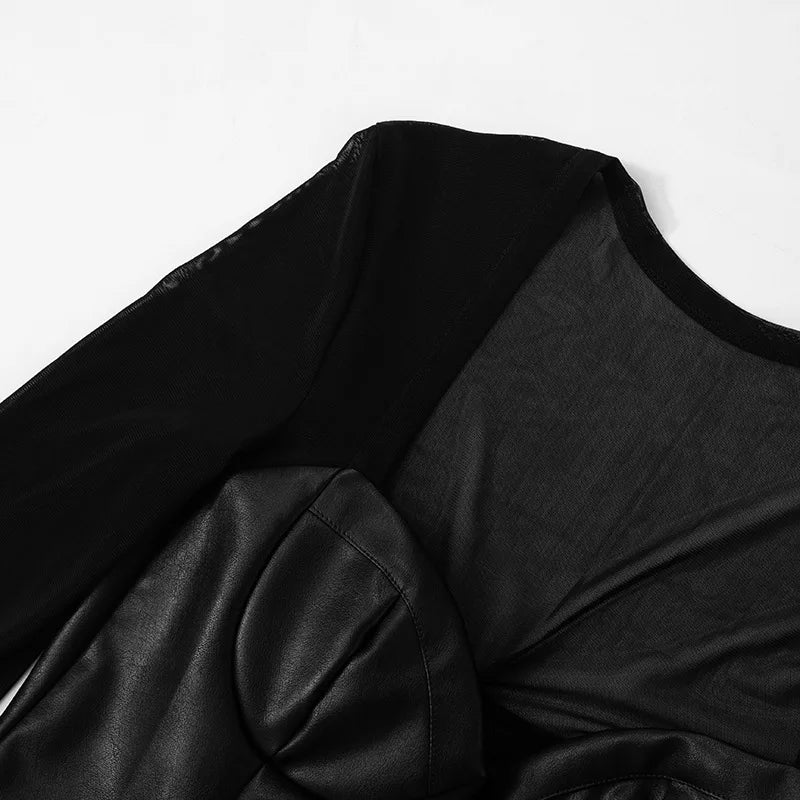 שמלת מיני דמוי עור בגזרת A שרוולי רשת - אופק