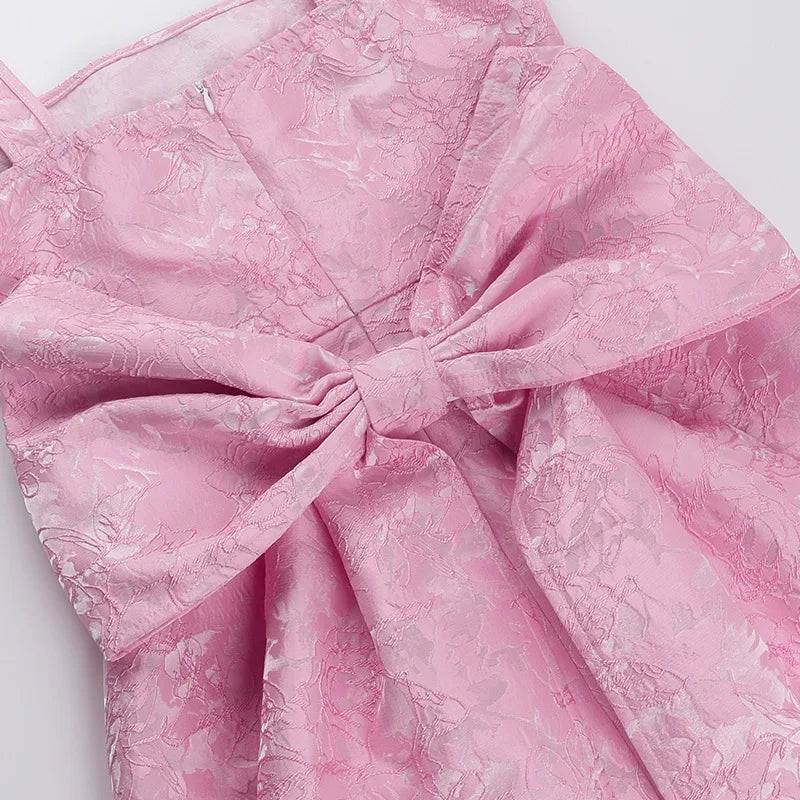 שמלת מיני בגזרת בעיטור רמת איורי פרחים ופפיון בגב - Louisa