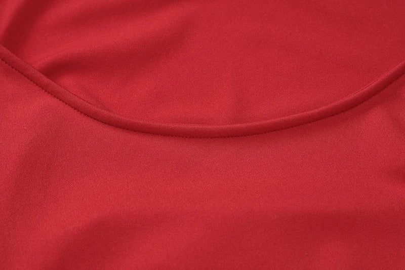 שמלת מקסי חלק עליון צמוד חלק תחתון בעיצוב סאטן כיווצים - עמית