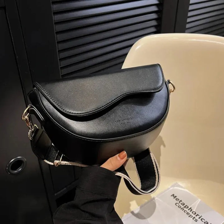 Faux leather bag with thick strap
