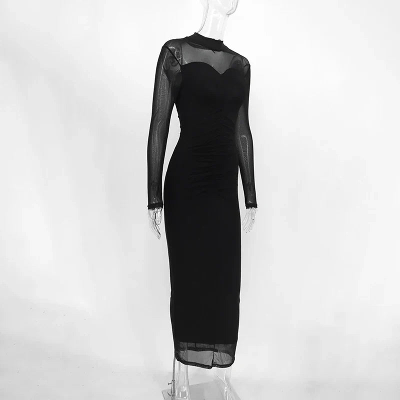 שמלת מקסי כיווצים בד מחטב ומחמיא בעיצוב רשת - Amelia