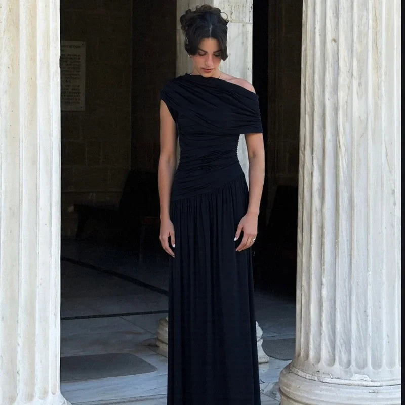 שמלת מקסי קיפולים אלגנטית כתף חשופה - מיילין