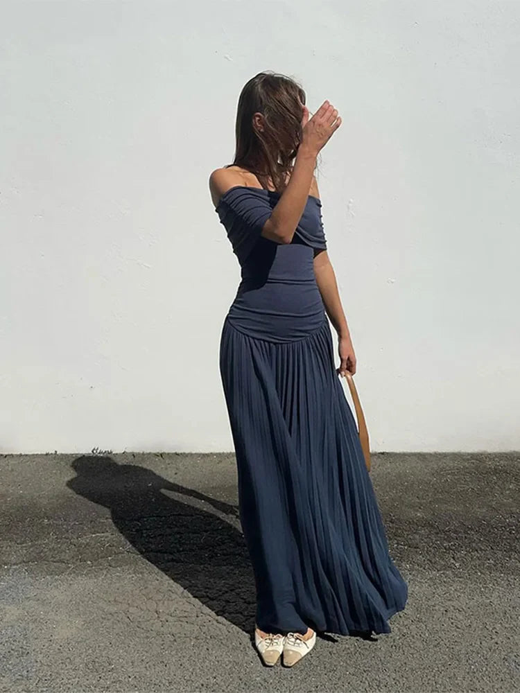 שמלת מקסי סרוגה כיווצים אלגנטית כתפיים חשופות - אלינור