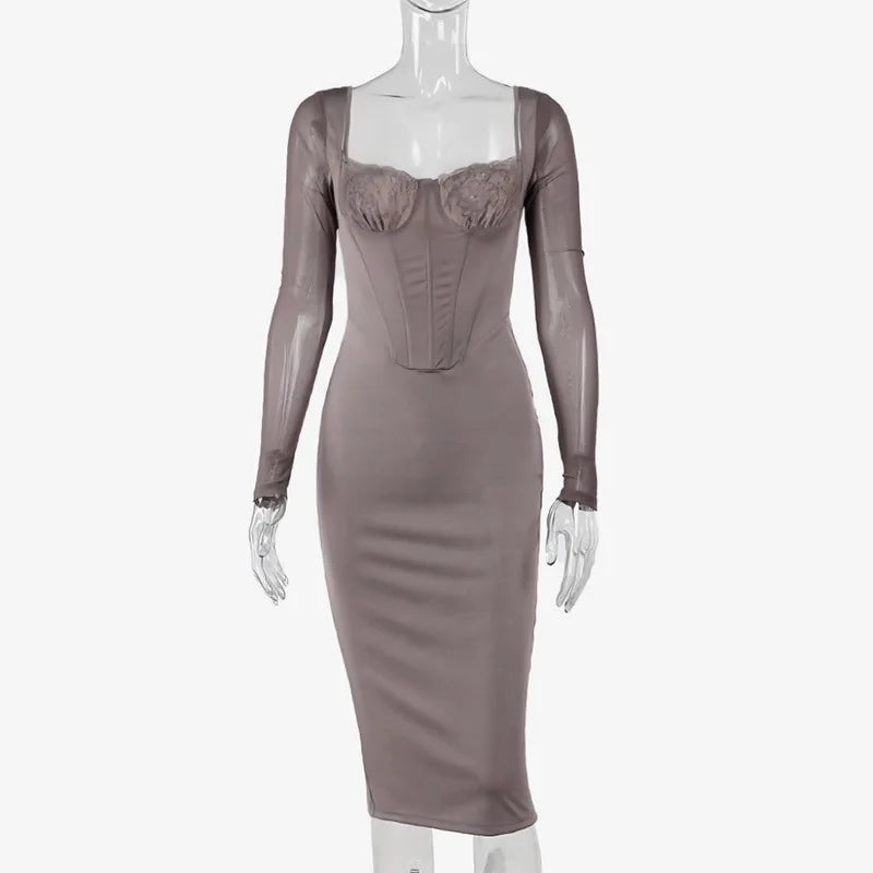 שמלת מידי בעיצוב מחוך בד מחטב בעיטור תחרה - קורי