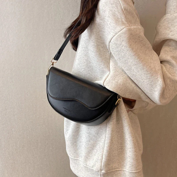 Faux leather bag with thick strap