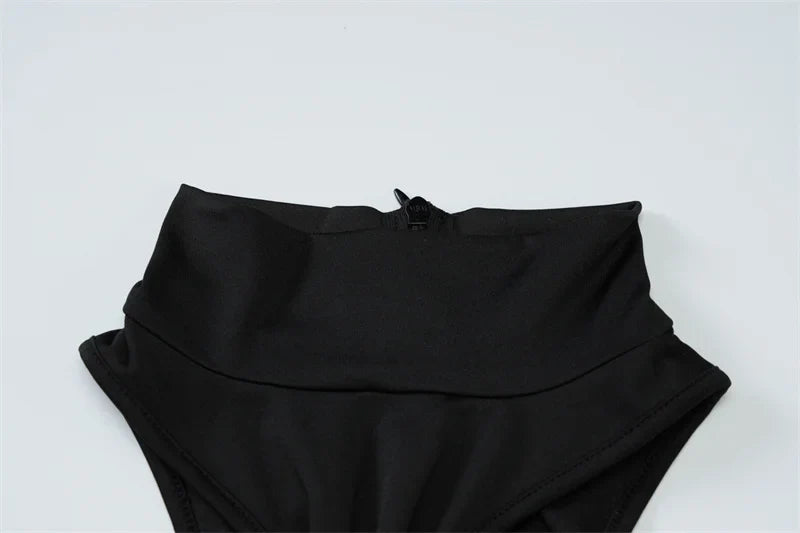 שמלת מיני קולר צווארון גולף בעיטור אבזם - איילין