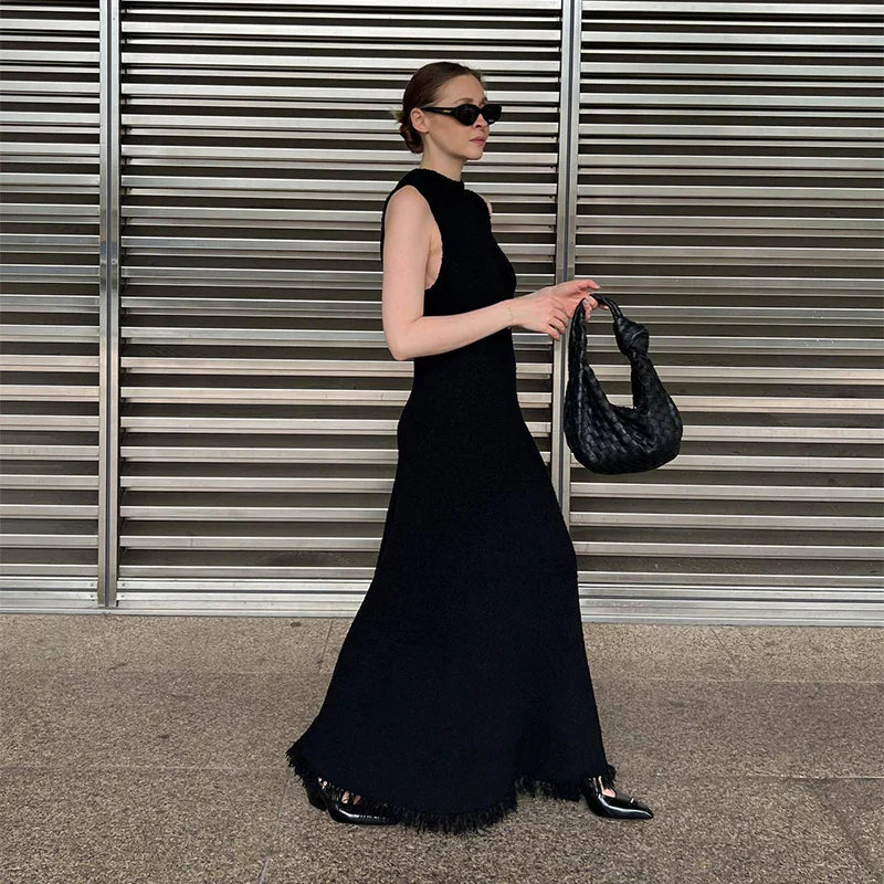 שמלת מקסי סרוגה בעיטור ציציות - פיונה