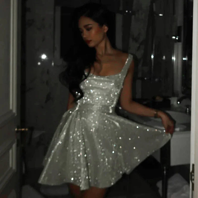 שמלחת מיני נצנצים בגזרת A - Maisie