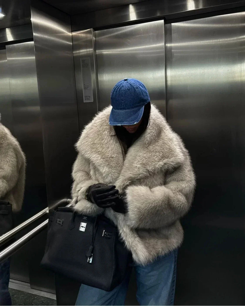 מעיל פרווה - רירי