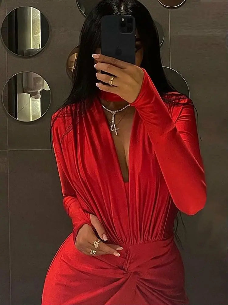 חולצת בגד גוף צווארון גולף מחשוף עמוק - מינקה