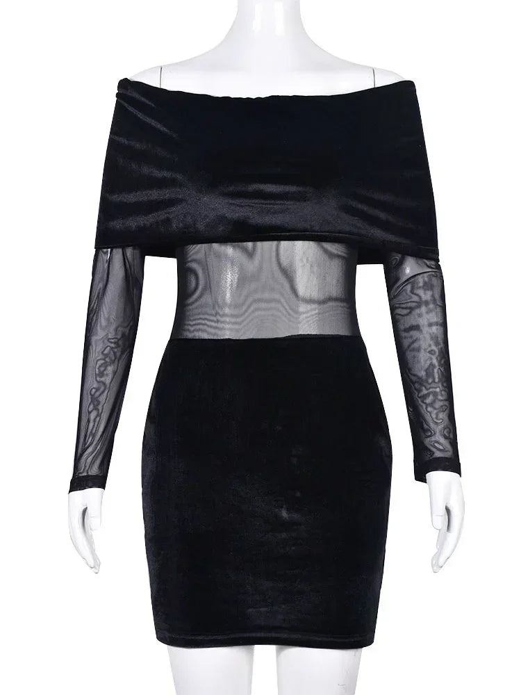 שמלת מיני קטיפה כתפיים חשופות בעיצוב רשת - שריאל