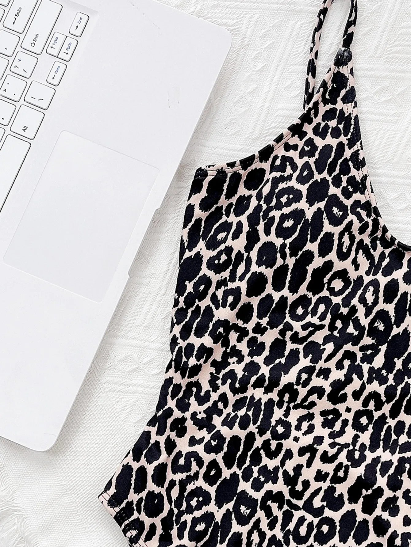 בגד ים שלם מנומר קשירה בגב - ניקול