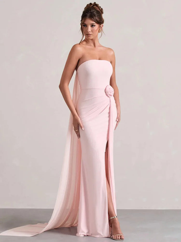 שמלת מקסי סטרפלס בעיצוב שסע ושובל שיפון בעיטור פרח - אנג'לס