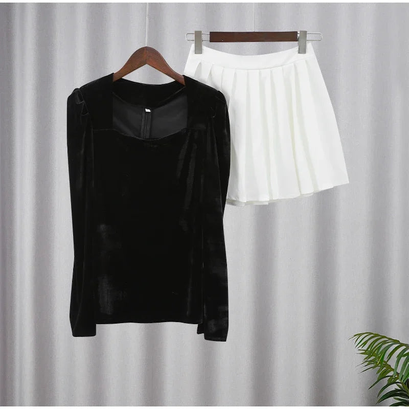 שמלת מיני קטיפה בעיצוב חצאית קיפולים - Ophelia