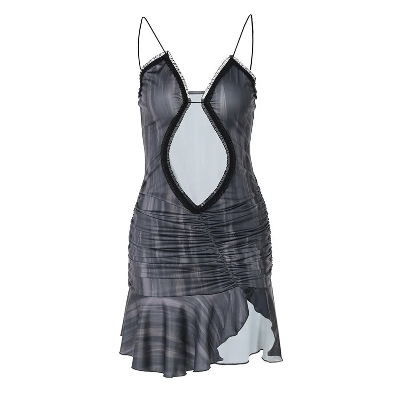 שמלת מיני מלמלה בעיצוב פתח גב פתוח - טייט