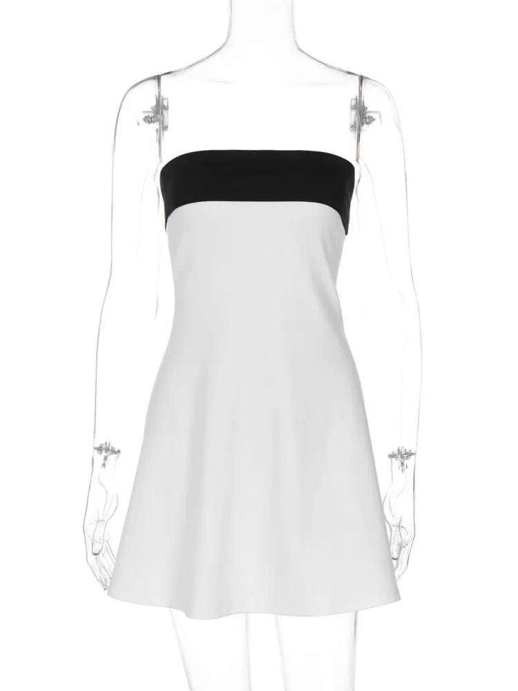 שמלת מיני סטרפלס מונוכרום - קאיי