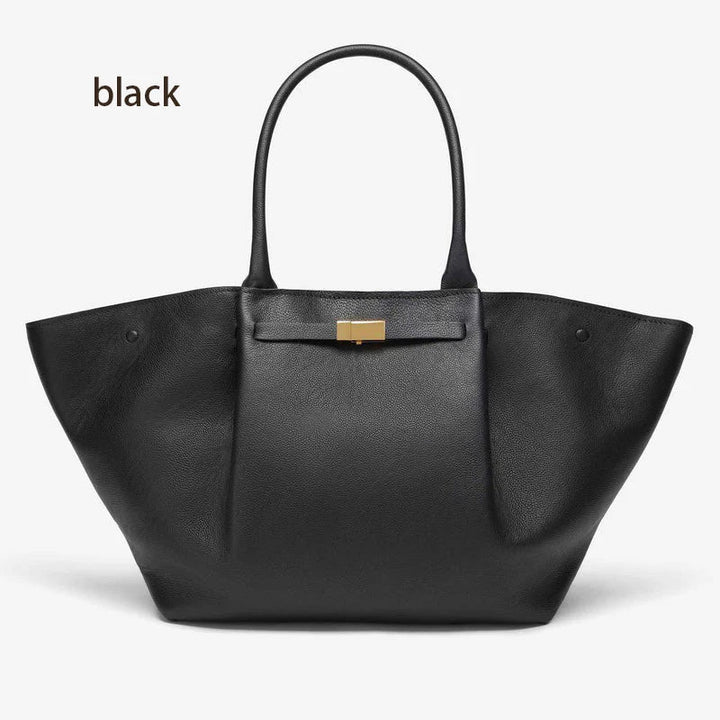 Leather / suede bag with classic design