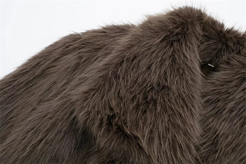 מעיל פרווה - רירי