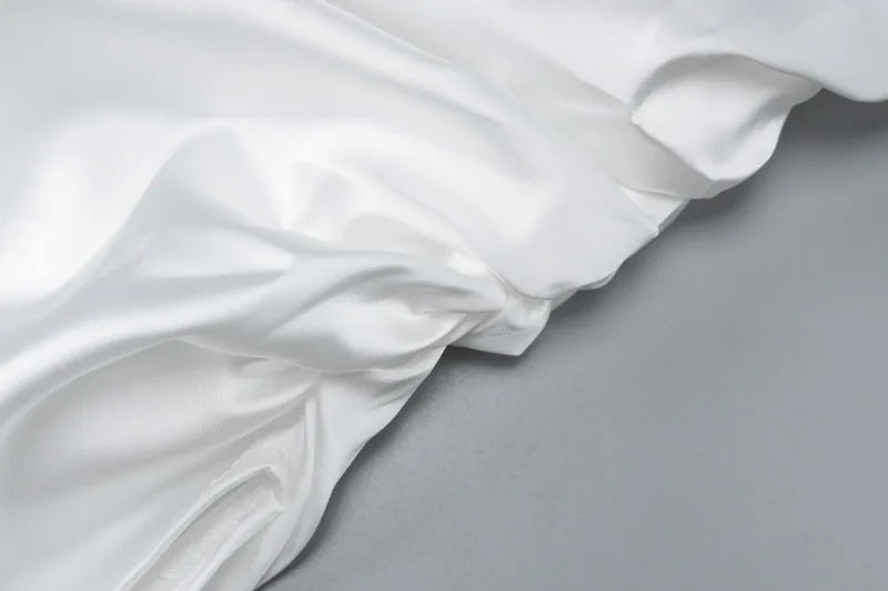 שמלת ערב מקסי סאטן בשילוב שסע בעיטור תחרה - סוואן