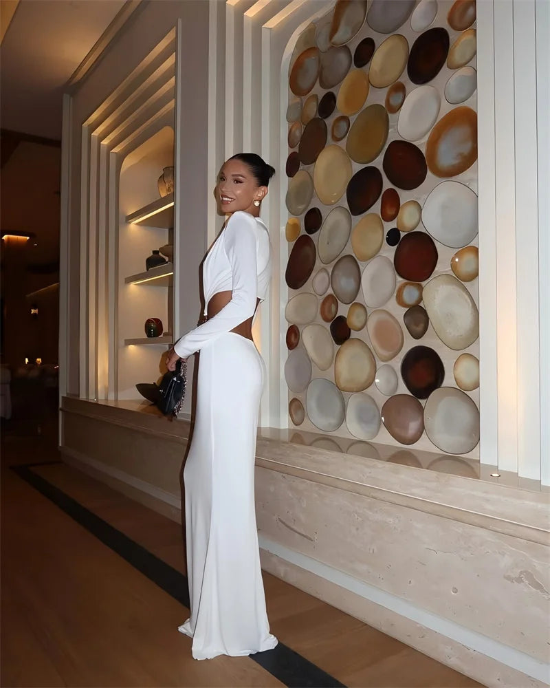 שמלת מקסי בעיצוב פתוח בגב ובמותן בעיטור אבזם - לירז