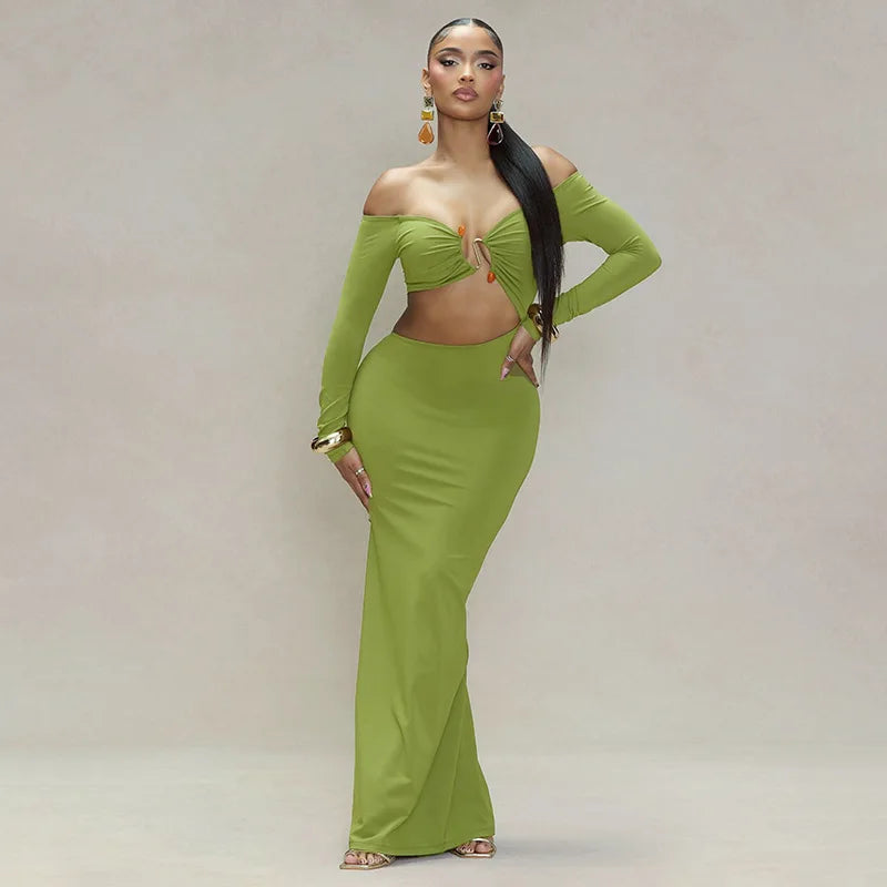 שמלת מקסי בטן חשופה בעיצוב אבזם - טאליה