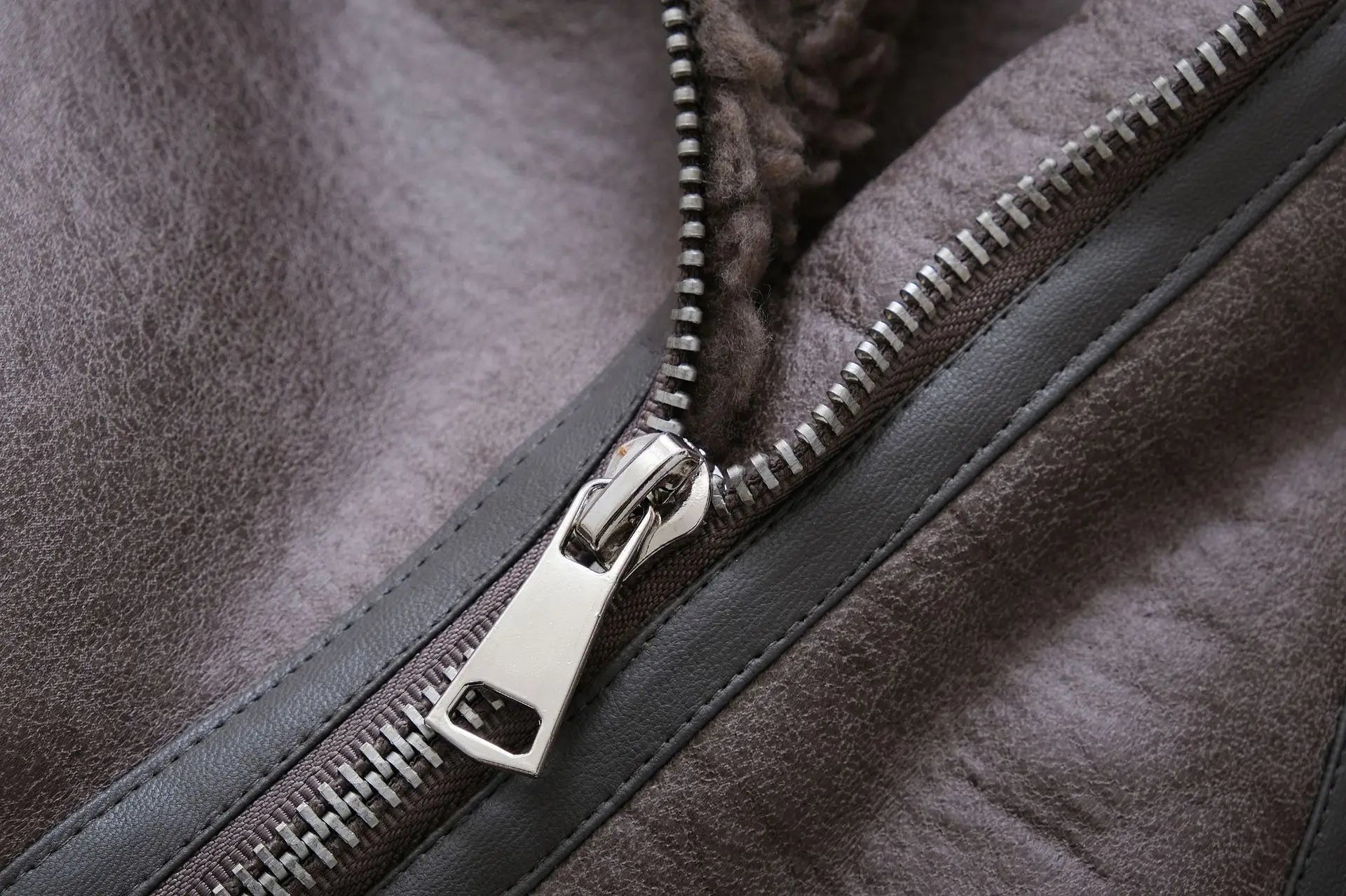 מעיל עור פרווה פנימית - אריק