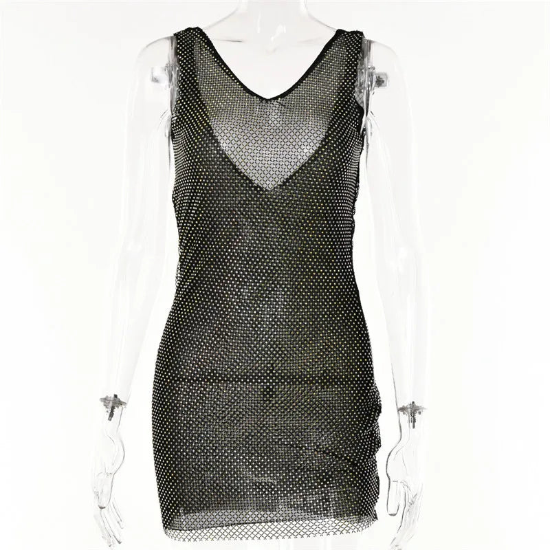 שמלת מיני רשת יהלומים מנצנצת תחתית אטומה גב פתוח - מוריסון