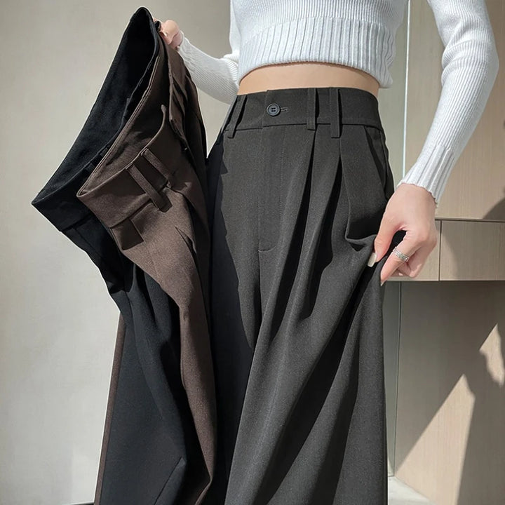 High-waisted tailored pants in a LOOSE design